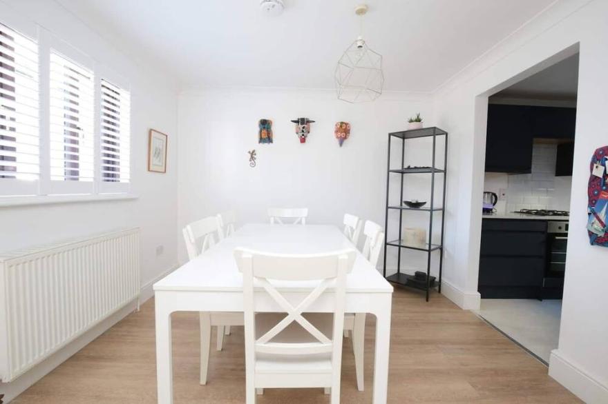 Pass the Keys | Lovely 2BR Home in Historic Old Headington nr. JR