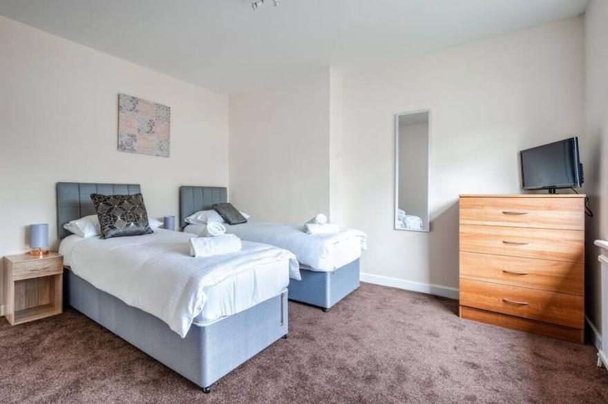 Cosy 2 bed house in Motherwell