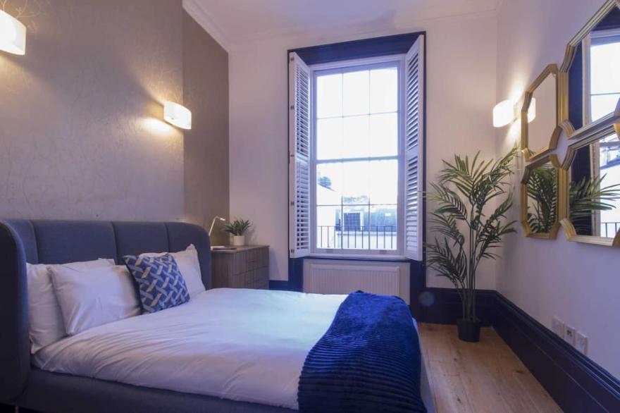S5 - Cute Apartment with Balcony by Oxford Street