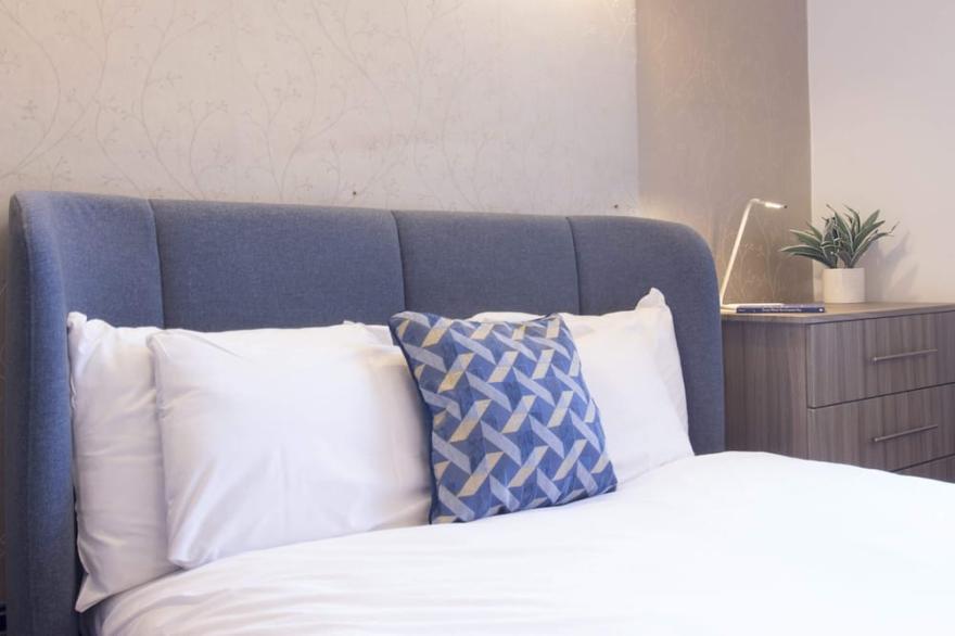 S5 - Cute Apartment with Balcony by Oxford Street