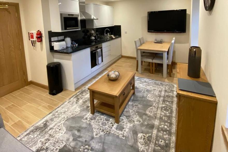 Comfort Apartment 10 - City View