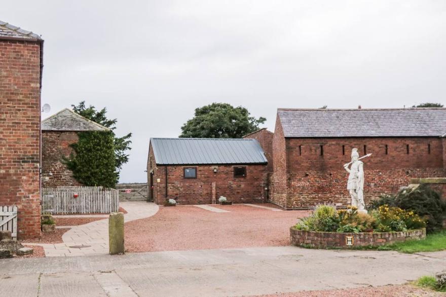 FORTRESS, pet friendly, with a garden in Brampton, Cumbria