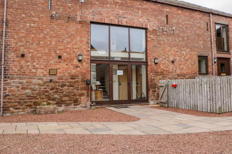FORTRESS, pet friendly, with a garden in Brampton, Cumbria