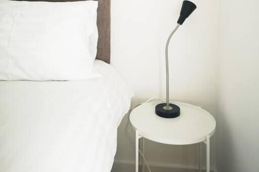 Bauhaus seaside retreat with Parking - Margate
