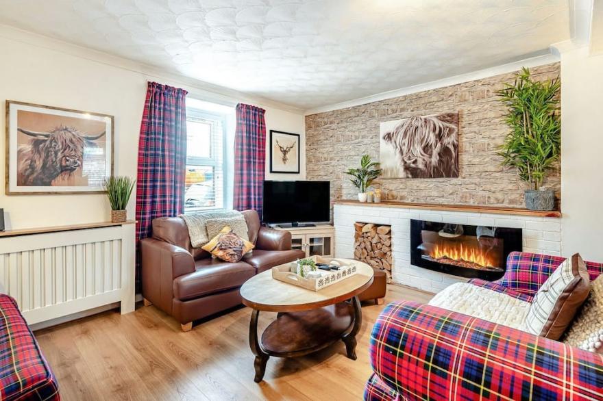 4 bedroom accommodation in Girvan