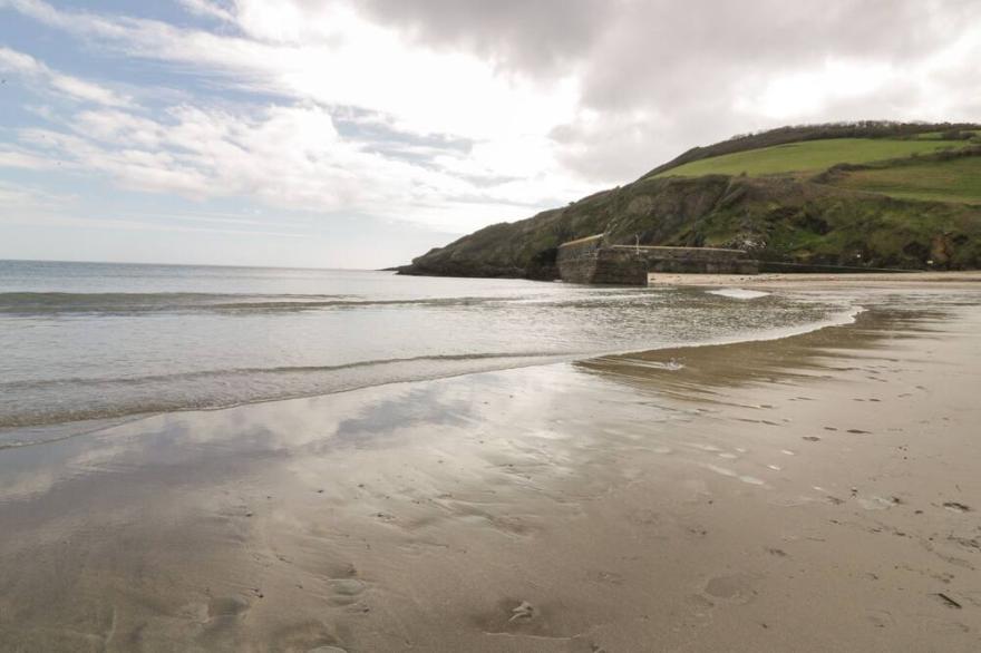 HELIGAN COTTAGE, pet friendly, with a garden in Mevagissey