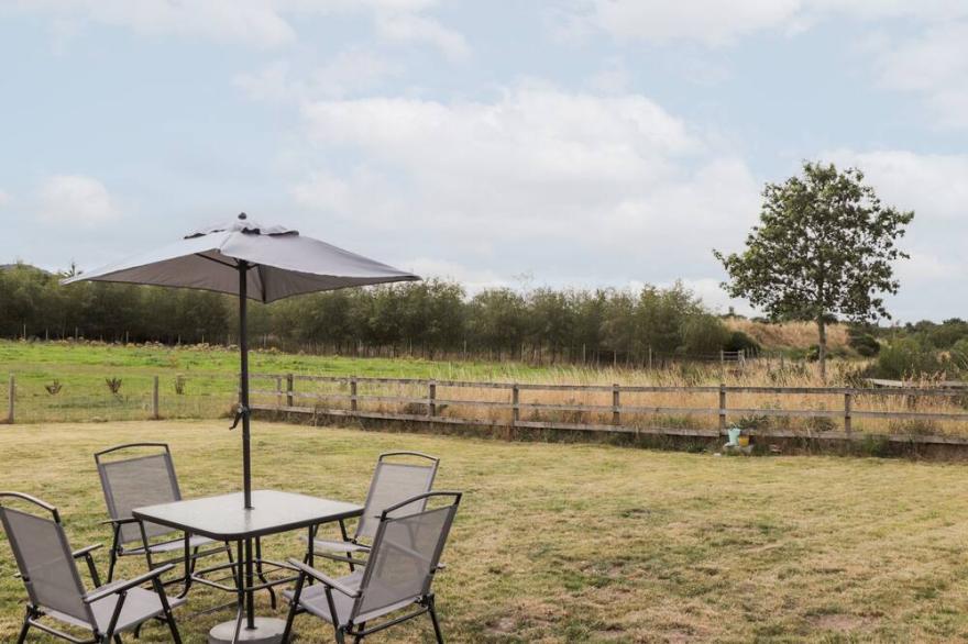 ONE WESTER, pet friendly, character holiday cottage in Dingwall