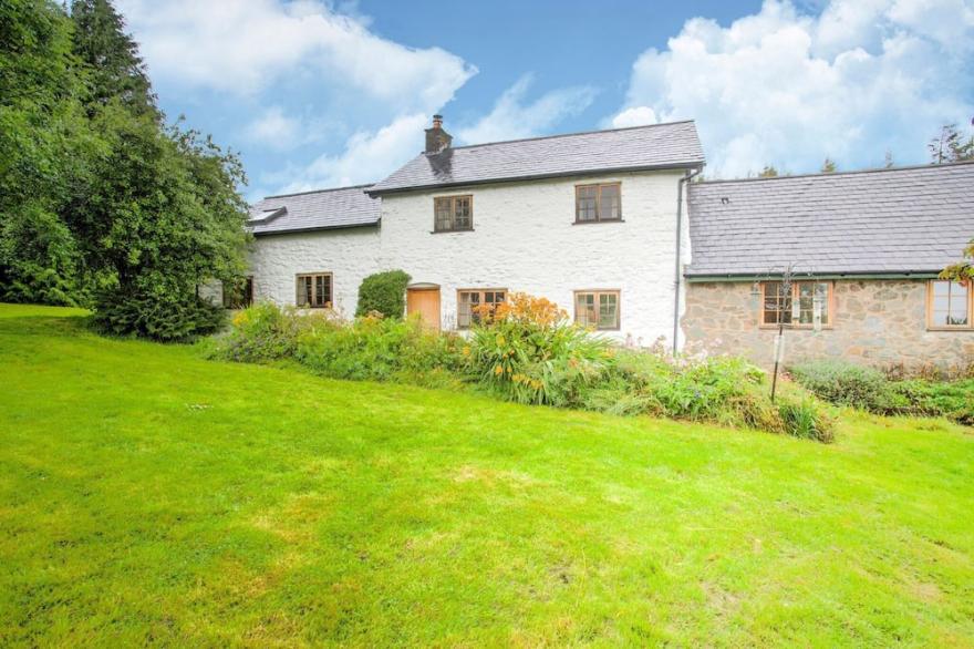 Vintage Holiday home in Welshpool with Garden