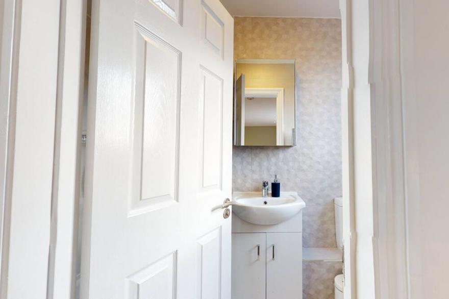 Oxford Lodge central Oxford short term let room ✅