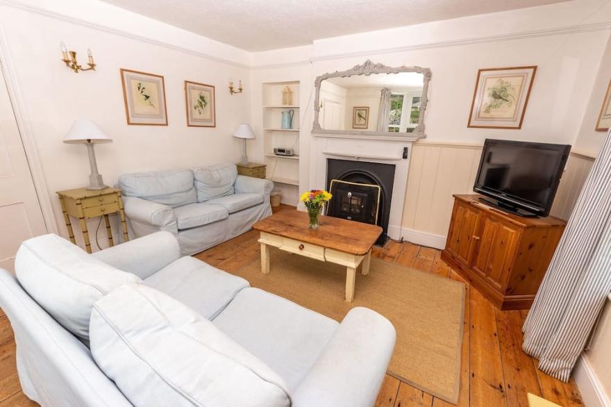Rosemary Cottage - Three Bedroom House, Sleeps 5