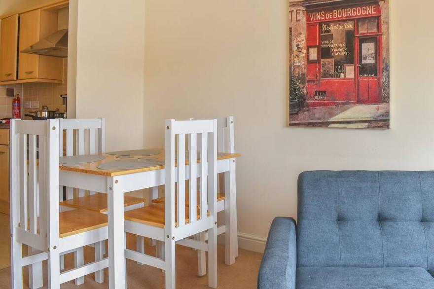 2 bedroom accommodation in Lincoln