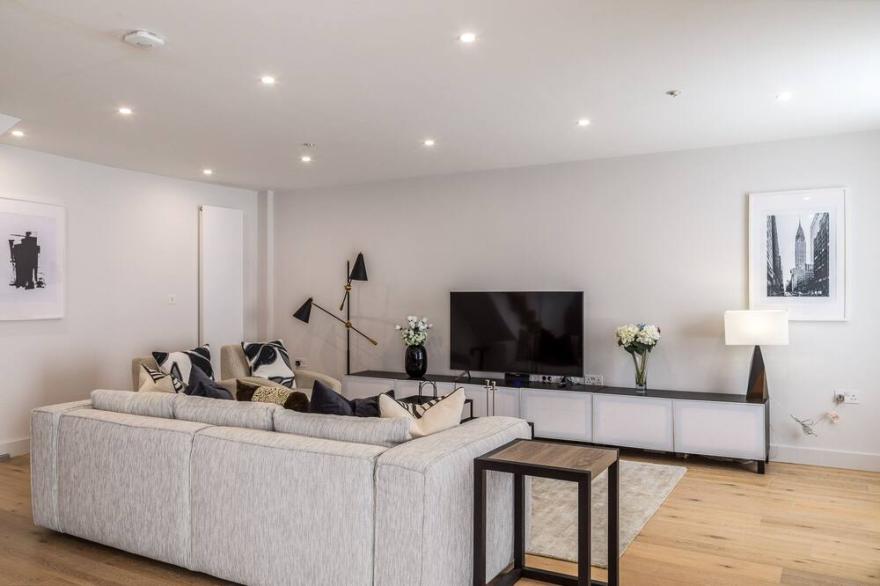 Modern family home in Kensington