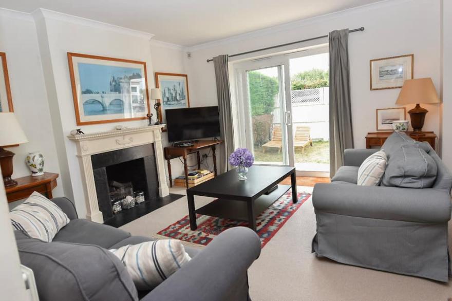 The Cottage a superb family coastal retreat