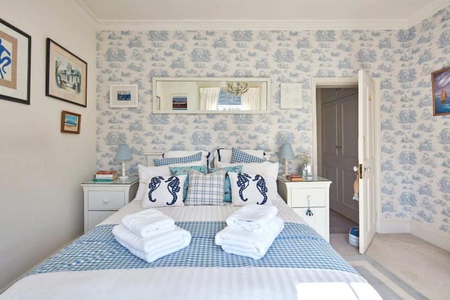 Victory House  – in Deal town, huge garden