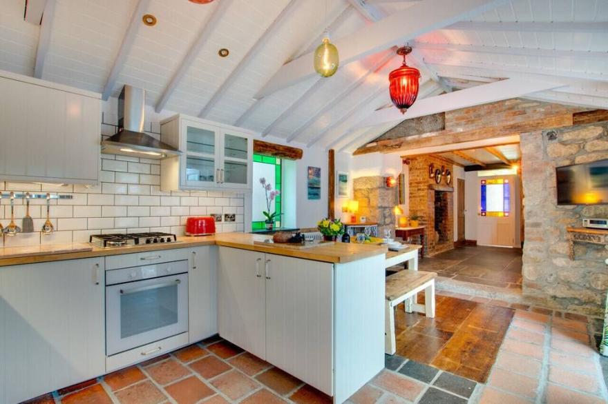 Tremayne - Two Bedroom House, Sleeps 5