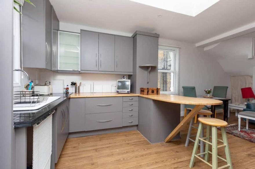 Homely 1 bedroom apartment in Fulham!