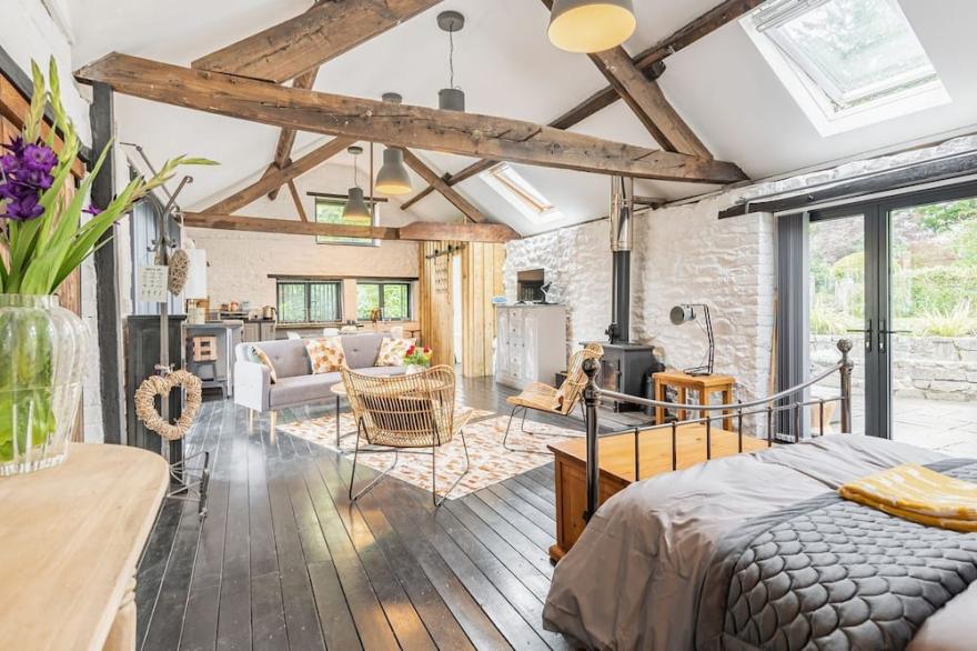 1 bedroom accommodation in Newbridge-on-Wye, near Llandrindod Wells