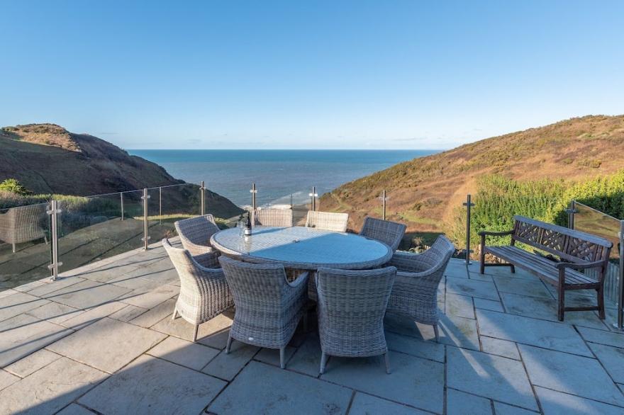 Heatherdale - Four Bedroom House, Sleeps 10