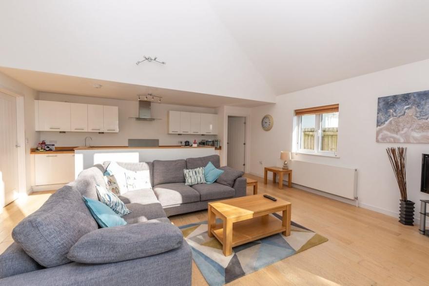 Seashells - Three Bedroom House, Sleeps 6