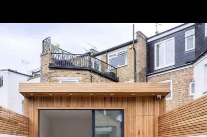 House & Garden 3 bedroom 3 story
