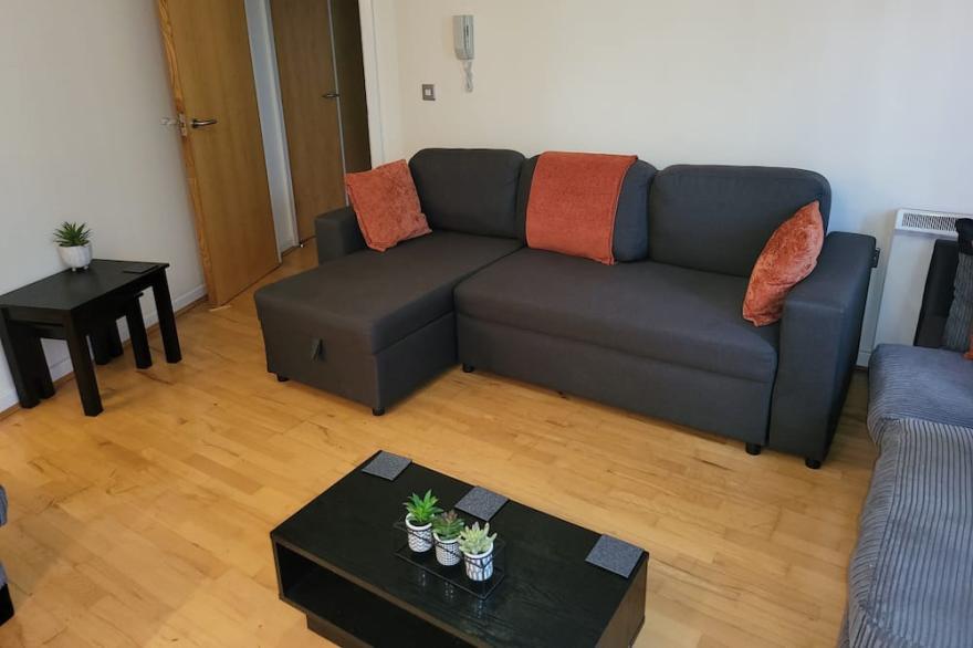 Manchester City Centre Apartment 1 Bed +Sofa Bed.