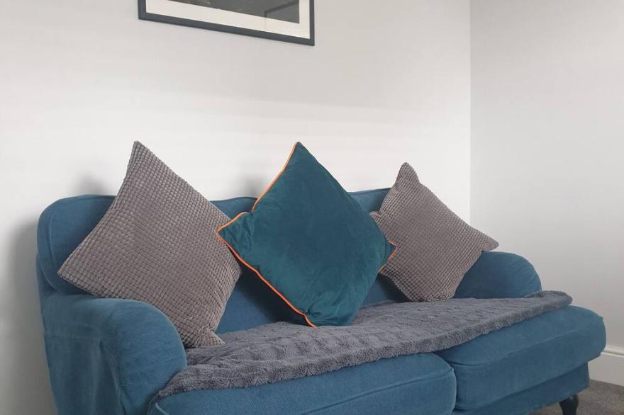 THE DRIFT, family friendly, with a garden in West Down