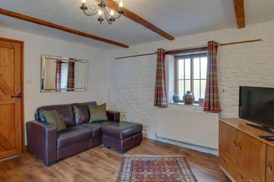 Willows Cottage - Two Bedroom House, Sleeps 4