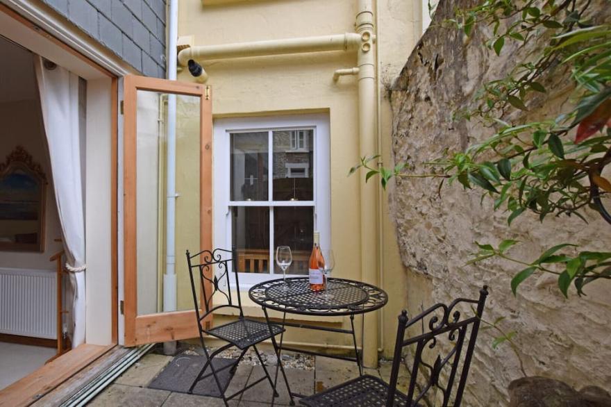 Sea Holly - Two Bedroom Apartment, Sleeps 4