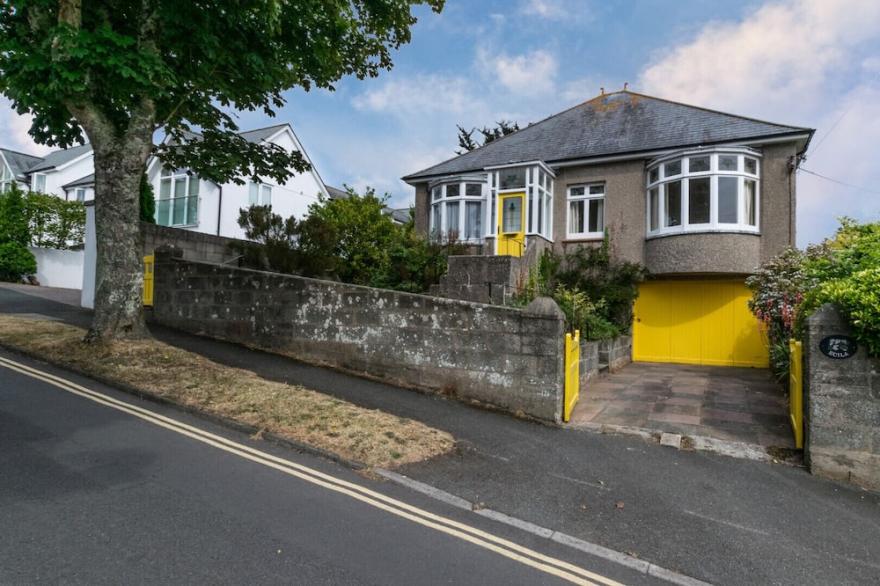 Ecila - Three Bedroom House, Sleeps 5
