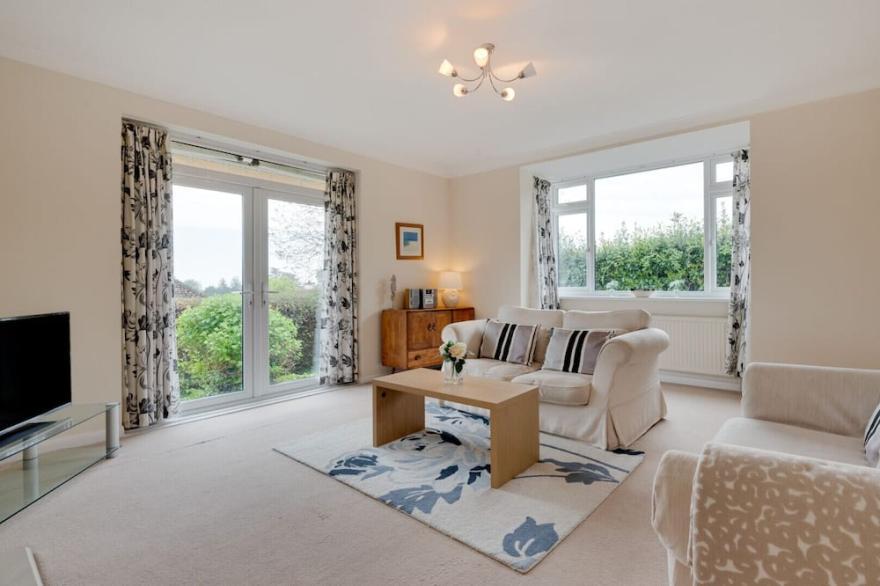 Tay Craig - Two Bedroom House, Sleeps 4