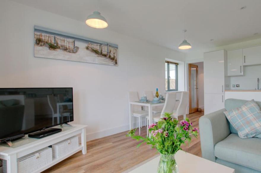 5 Ocean Reach - Two Bedroom House, Sleeps 4