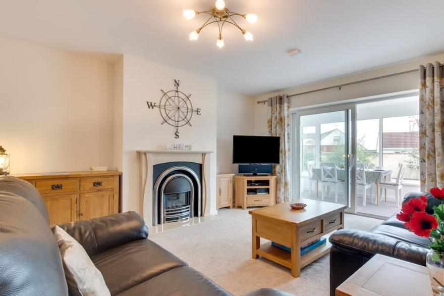 Avalon - Two Bedroom House, Sleeps 4