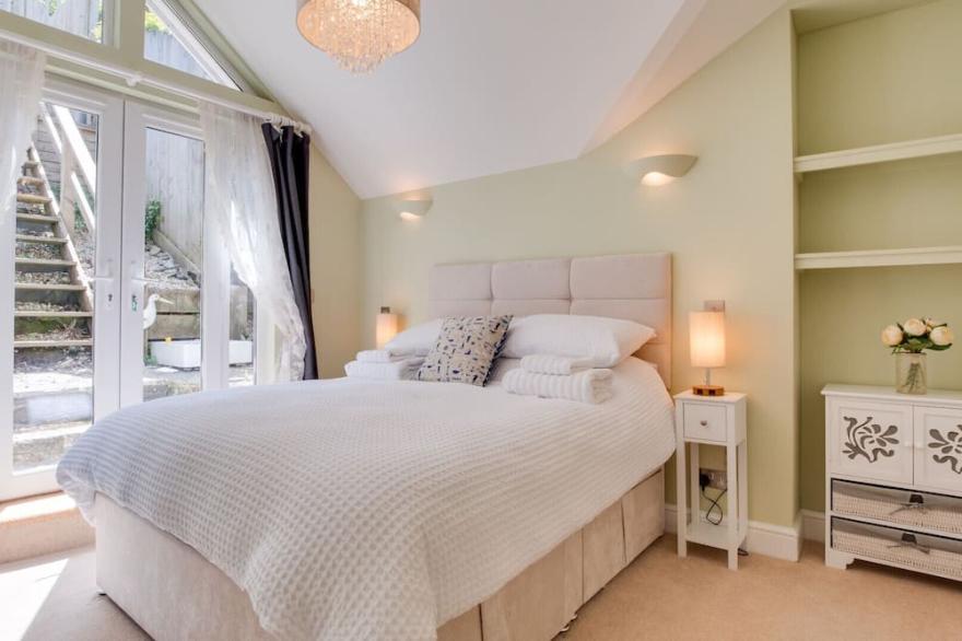 Dart About - Three Bedroom House, Sleeps 5