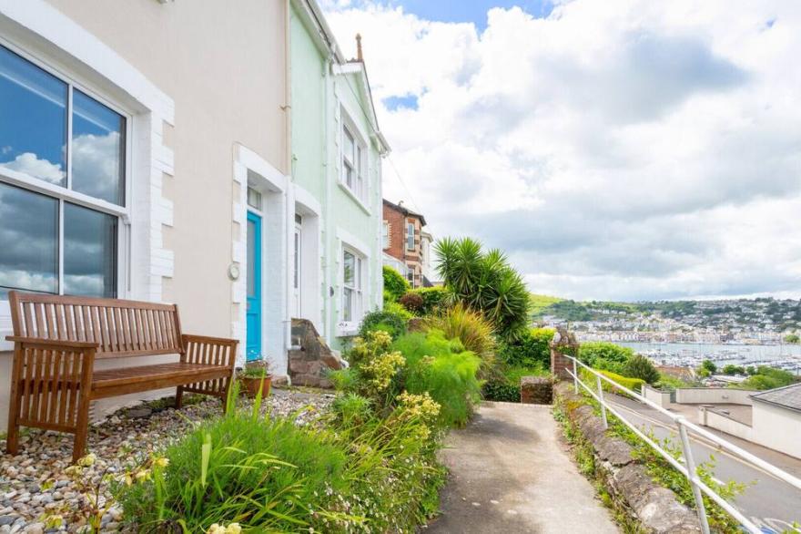 Oystershell Cottage - Two Bedroom House, Sleeps 4