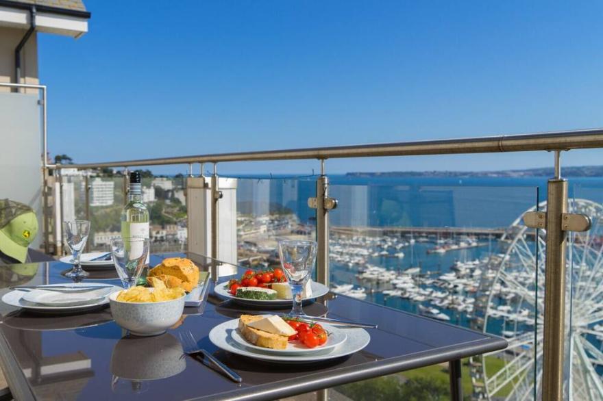 9 Marina Court - Two Bedroom House, Sleeps 4