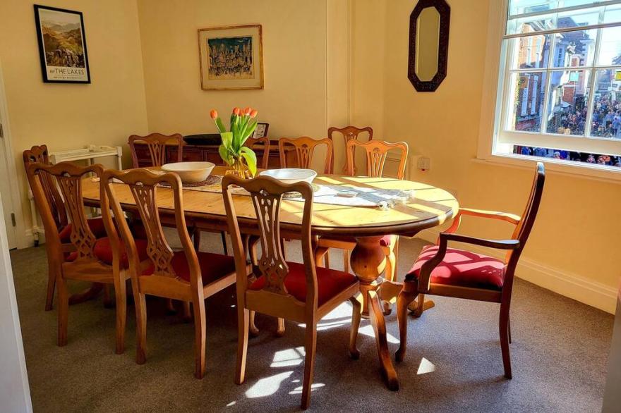 50a Low Petergate - Four Bedroom House, Sleeps 8