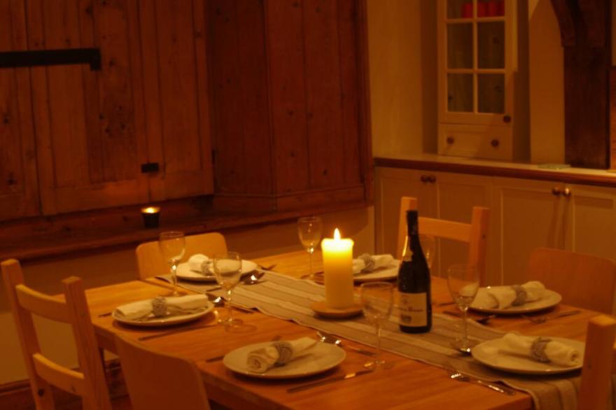 Spacious Period Home With Private Walled Courtyard
