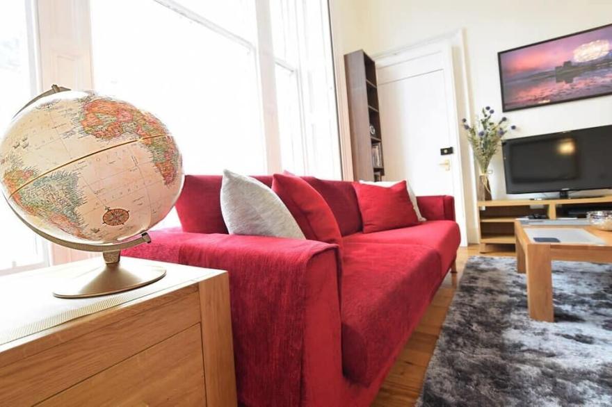 Cozy 2 Bedroom Apartment at Heart of the Edinburgh