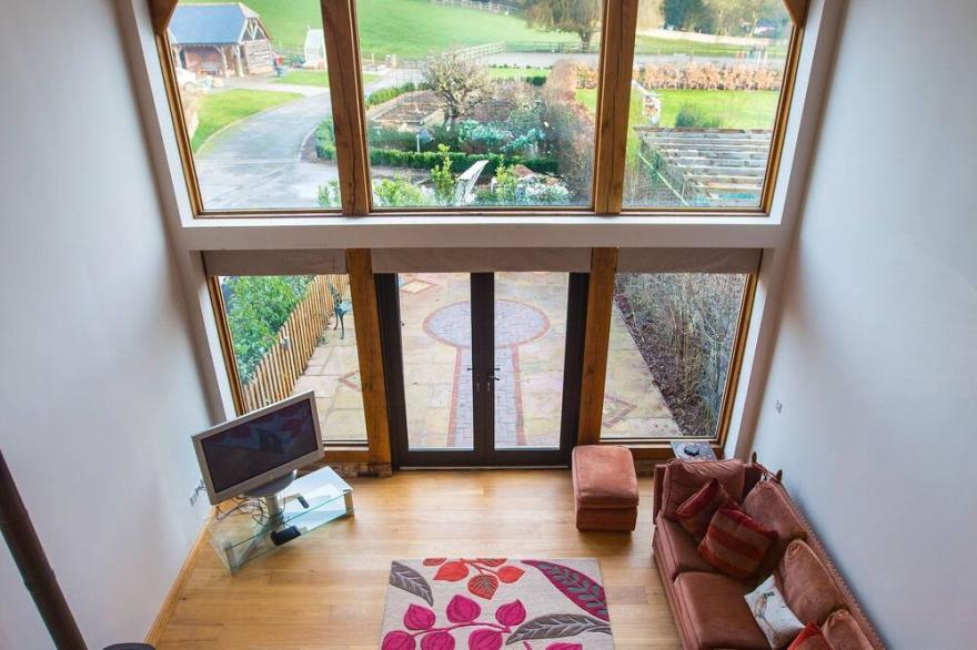 Beautiful Barn With Outstanding Views And High Quality Facilities