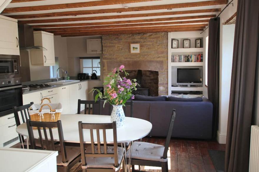 Cottage With Views Of Forest Of Dean