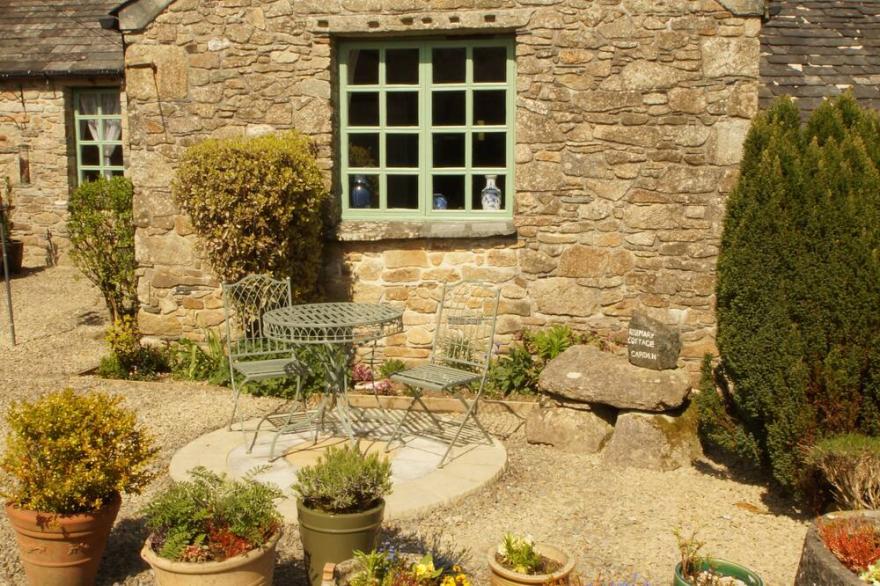 Pretty Cottage with Lovely Views - Dog Friendly