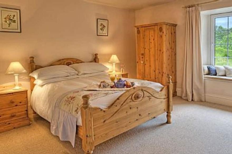 A romantic country house escape
