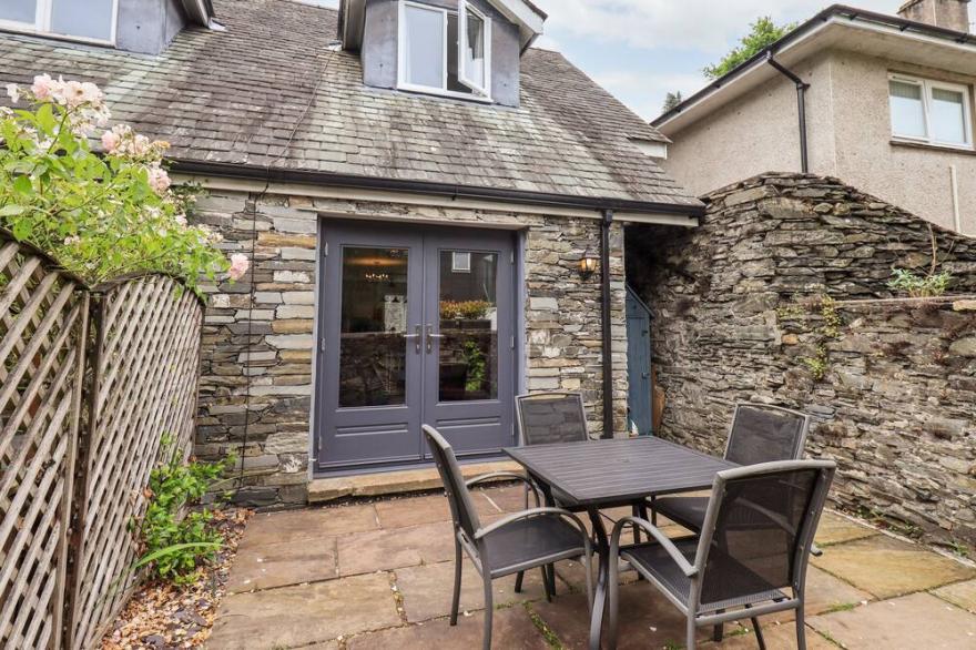 THE SANCTUARY, family friendly, with a garden in Windermere