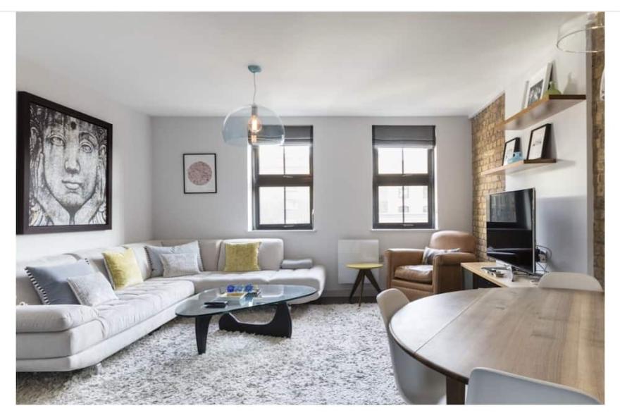 A Luxurious Designer Apartment in the most historic part of central London.