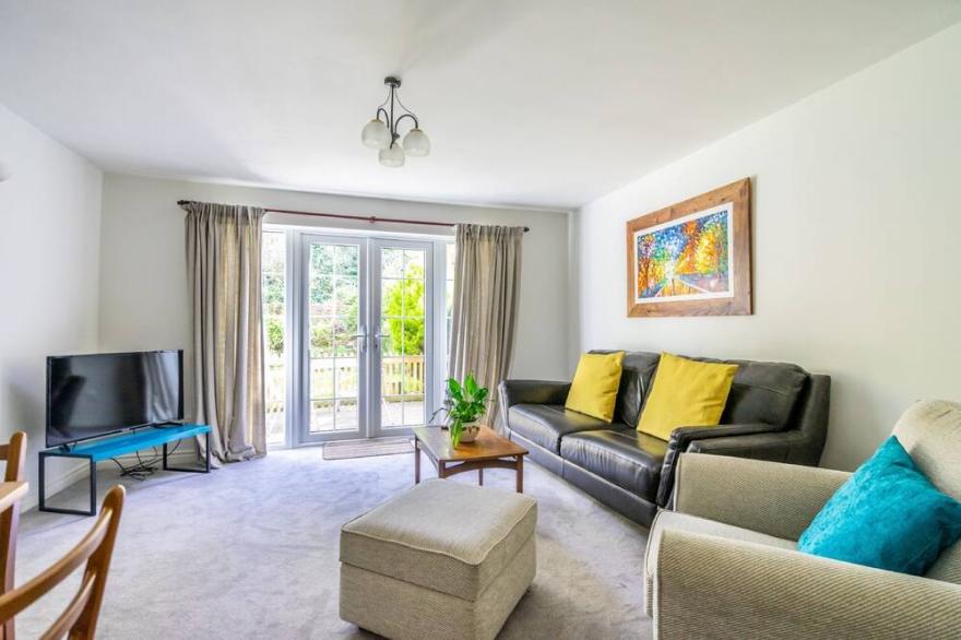 The Cottage by The Walls - sleeps 2 guests  in 1 bedroom