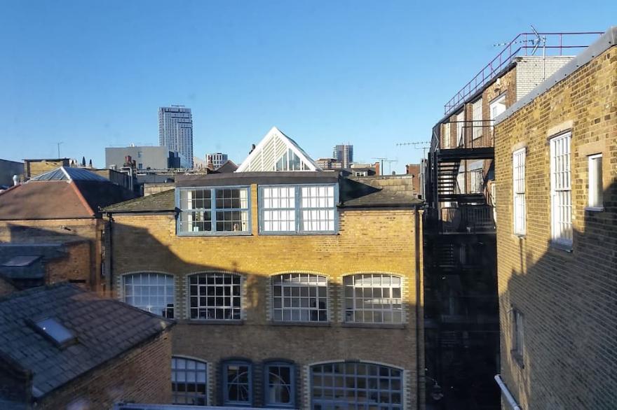 TRENDY 2 BEDROOM APT SHOREDITCH CENTRAL LONDON ZONE 1 free Fiber WiFi