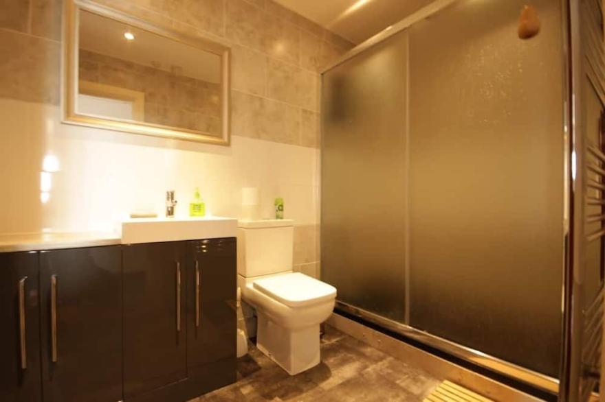 Marina Humber View Apartment