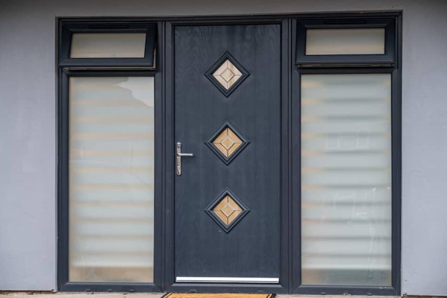 Luxury one bedroom guesthouse M6, JUNCTION 10