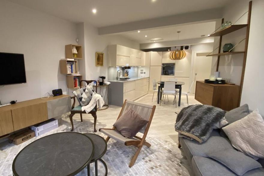 Stunning 3-Bed House in central london Westminster