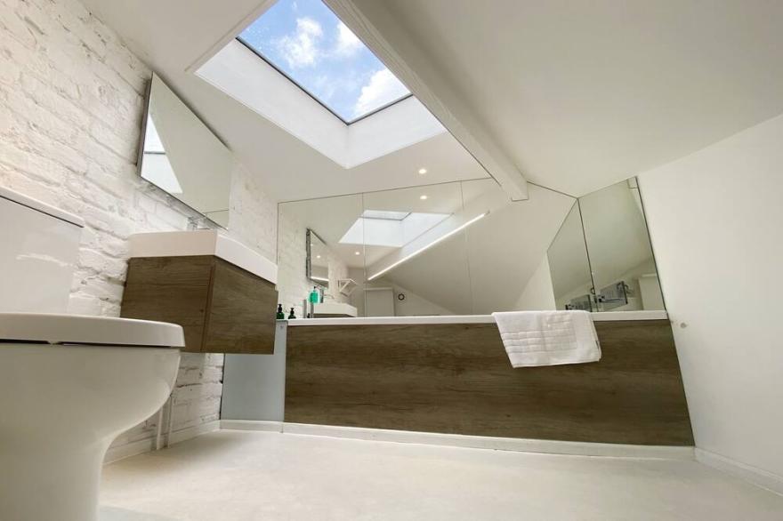 Stunning 3-Bed House in central london Westminster